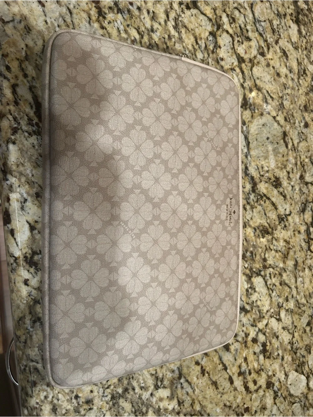 Kate Spade Beige Floral Laptop Sleeve Case Cover Nwot